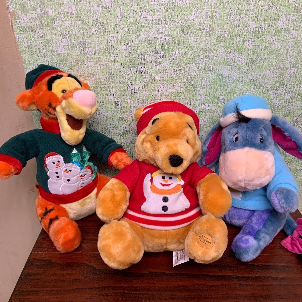 Disney Store Exclusive Christmas Holiday Winnie the Pooh Plush Toys Set of 3